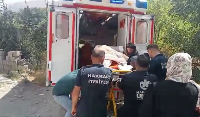 Hakkari’de yatalak hasta için ekipler seferber oldu
