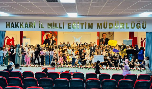 TÜGVA Hakkari’de Yaz Okulu’nu 2 bin 500 öğrenciyle tamamladı
