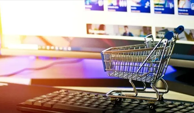 Okula dönüş alışverişleri e-ticareti hareketlendirdi