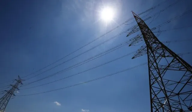 Türkiye'nin elektrik kurulu gücü 126 bin 476 megavata ulaştı