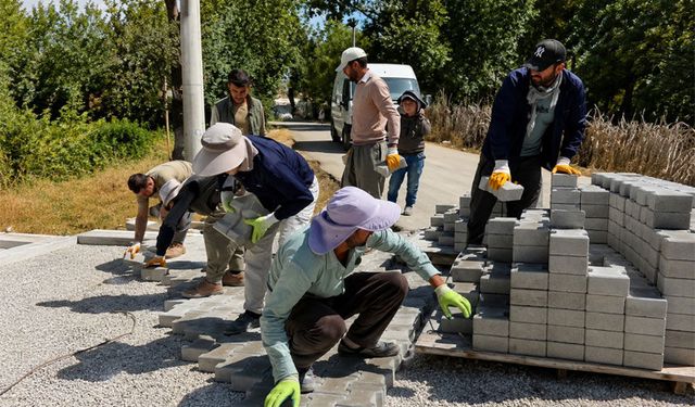 Yüksekova'da altyapı çalışmaları devam ediyor