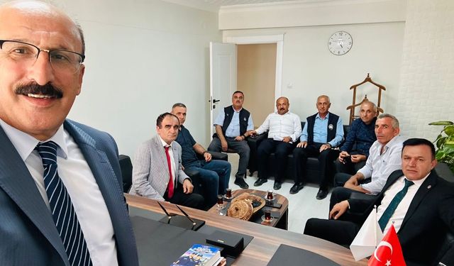 Hakkari Şoförler Odası’ndan Zabıta Müdürlüğüne ziyaret