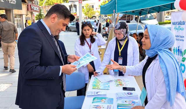 Hakkari’de Halk Sağlığı Haftasında çeşitli etkinlikler düzenlendi