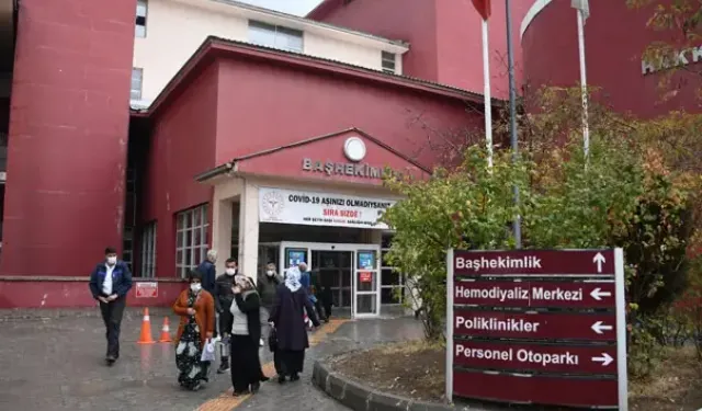 Boğazına kek parçası kaçan Hakkarili bebek kurtarılamadı