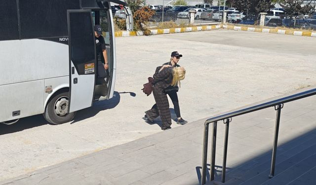 Sanal medya ünlüsü Çağla Öz Tançalan, adliyeye sevk edildi