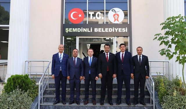 Yüksekova Heyetinden Başkan Şakar’a ziyaret