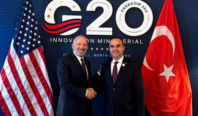 Bakan Kacır’dan G20’de diplomasi trafiği