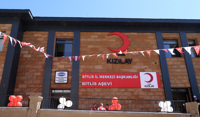 Bitlis'te Türk Kızılay aşevi açıldı