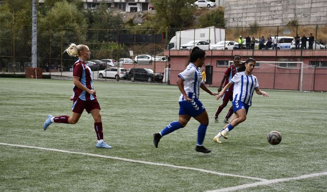 Hakkarigücü Trabzonspor'la berabere kaldı