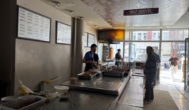 Altay caddesi esnafının elektrik mağduriyeti