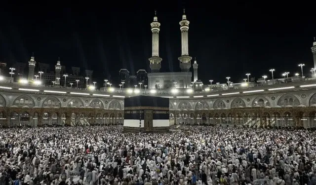 Yüz şehit yakını umreye gönderilecek