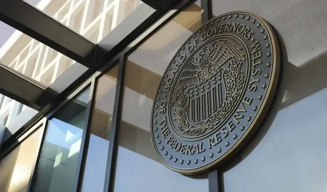 Fed: Ekonomik faaliyet ılımlı şekilde arttı