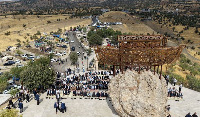 300 yıllık mezarlık ziyareti geleneği 5 bin kişiyi buluşturdu