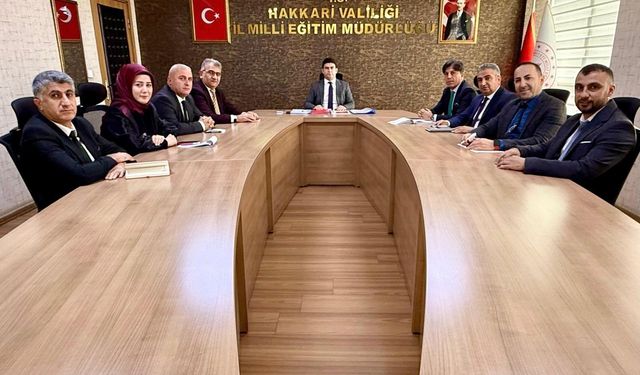 Hakkari İl Milli Eğitim Müdürlüğünde Haftalık Değerlendirme Toplantısı