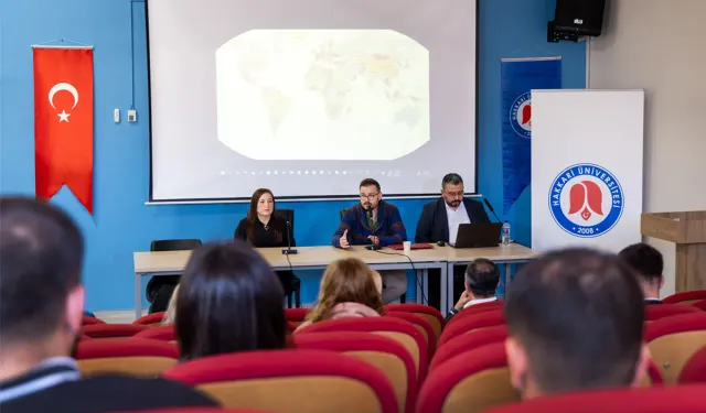 Hakkari Üniversitesinde “7 Ekim’in Üçüncü Yılında Orta Doğu” paneli düzenlendi