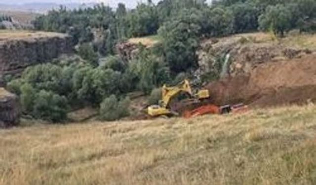 Van'da inşattaki göçük can aldı