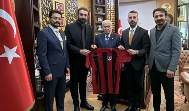 Vanspor’dan Devlet Bahçeli’ye ziyaret