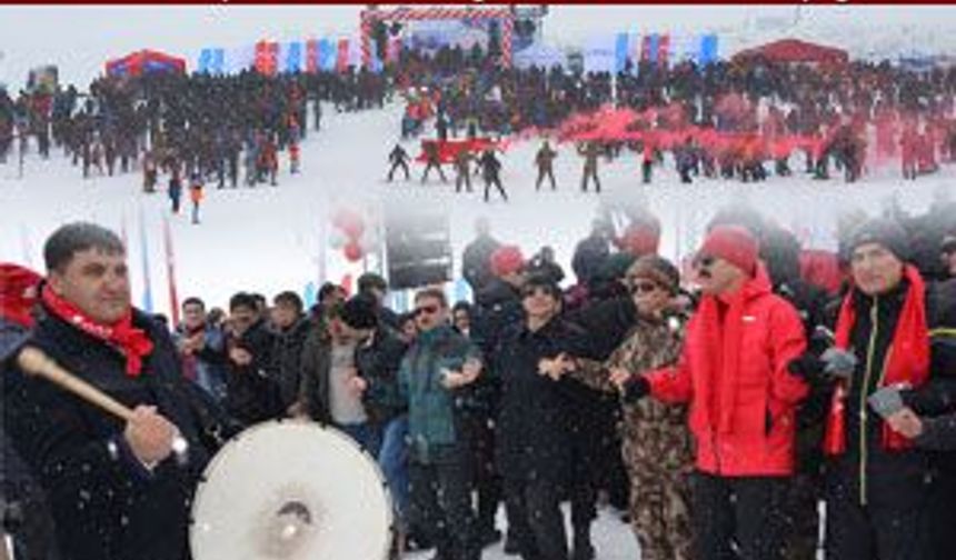 Hakkari'de kar festivali renkli görüntülere sahne oldu