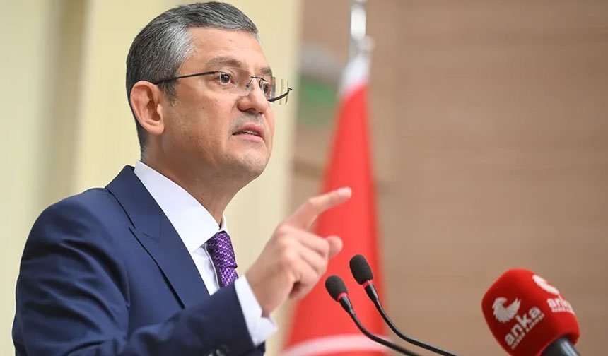 Özgür Özel: Yargı ile siyaset yer değiştirdi