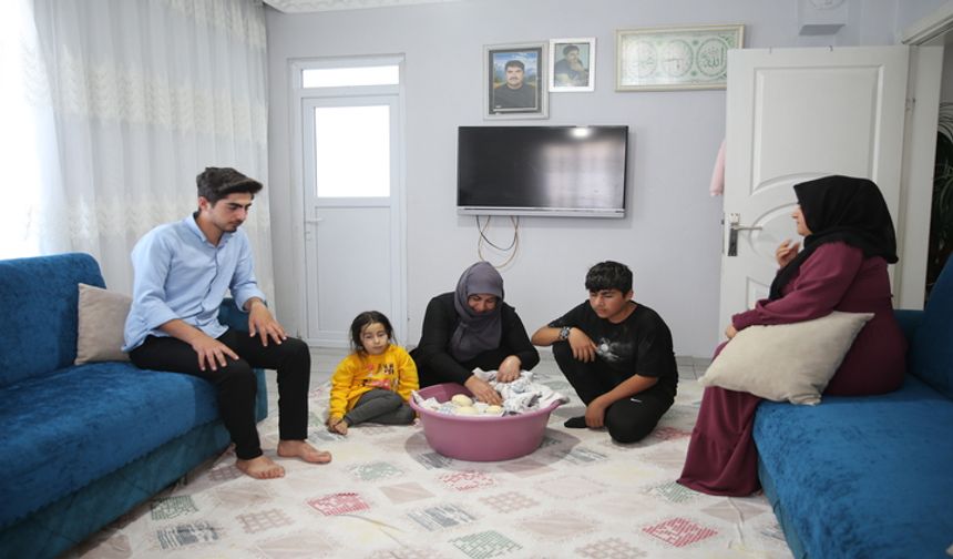 Siirtli kadın 8 çocuğuna 11 yıldır hem anne hem baba oldu