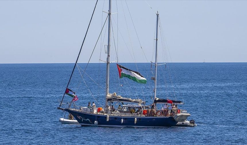 İsrail, Özgürlük Filosu'na karşı harekete geçeceğini duyurdu