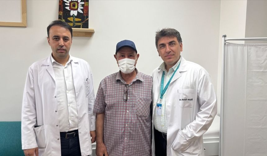 Kök hücre tedavisiyle 80 yaşında kanseri yendi