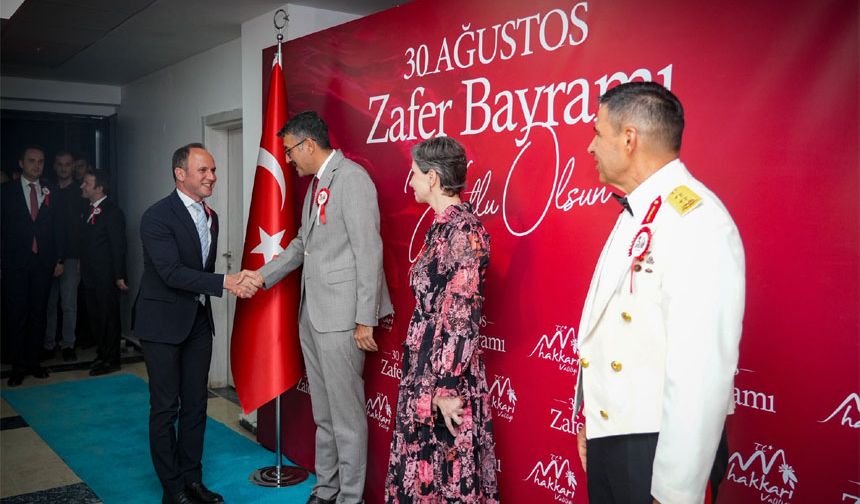 Hakkari'de 30 Ağustos resepsiyonu düzenlendi