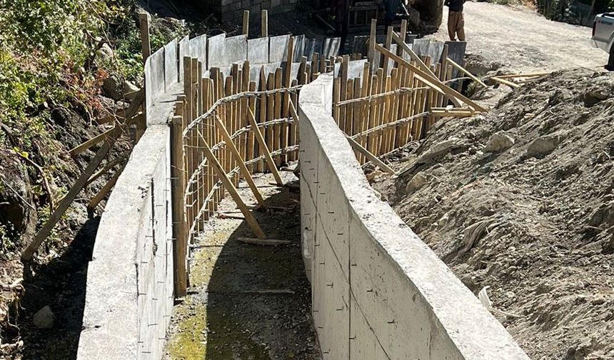 Hakkari’de Büyük Babisk Deresi ıslah ediliyor
