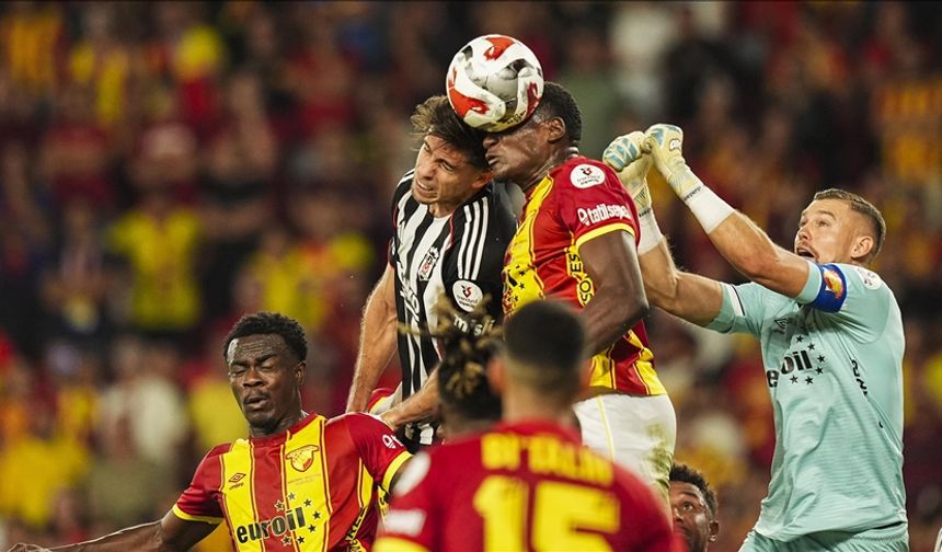 Göztepe, Beşiktaş'ı 3 - 0 mağlup etti