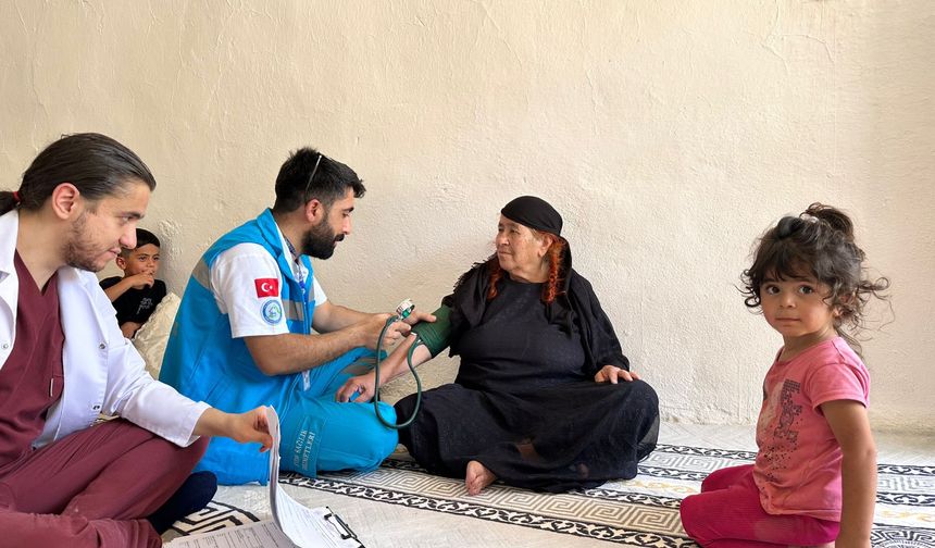 Derecik'te Evde Bakım Hizmetleri devam ediyor