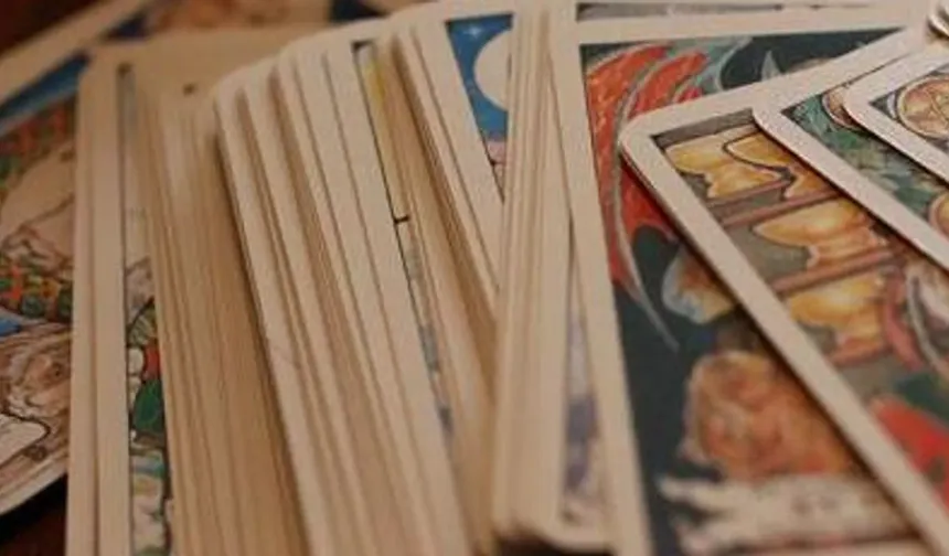 'Büyü bozma' vaadiyle dolandırdılar