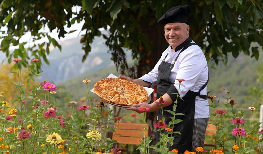 Köyüne pizzacı açtı şimdi talebe yetişmeye çalışıyor