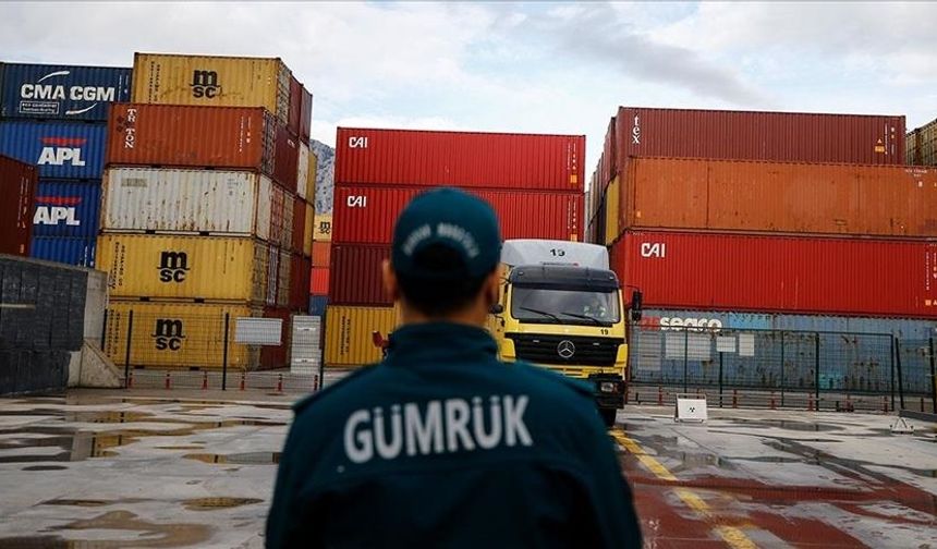 Gümrük cezaları ve fazla mesai ücretleri güncellendi