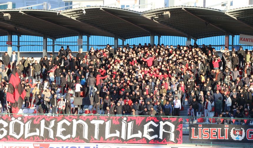 Van Spor FK evinde Ümraniyespor'a 1-0 mağlup oldu