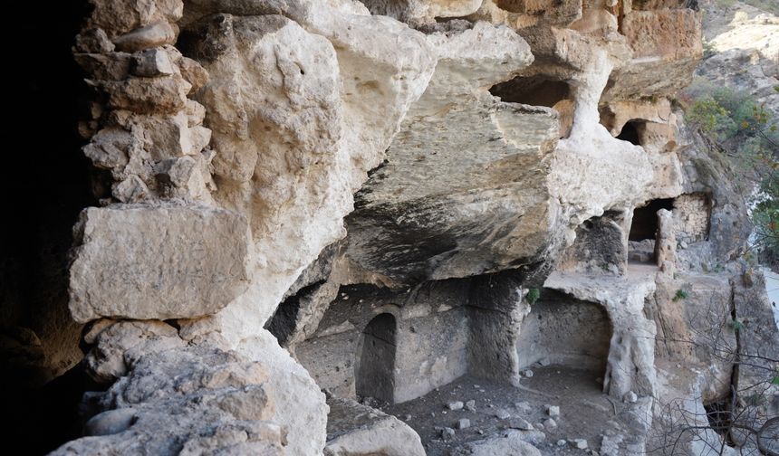 Gabar’ın ‘7 katlı mağarası’ doğaseverlerin yeni durağı