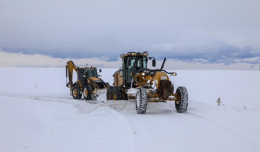 230 yerleşim yerinin yolu ulaşıma açıldı