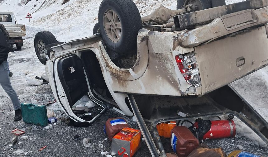 Hakkari–Çukurca Karayolunda trafik kazası: 2 yaralı