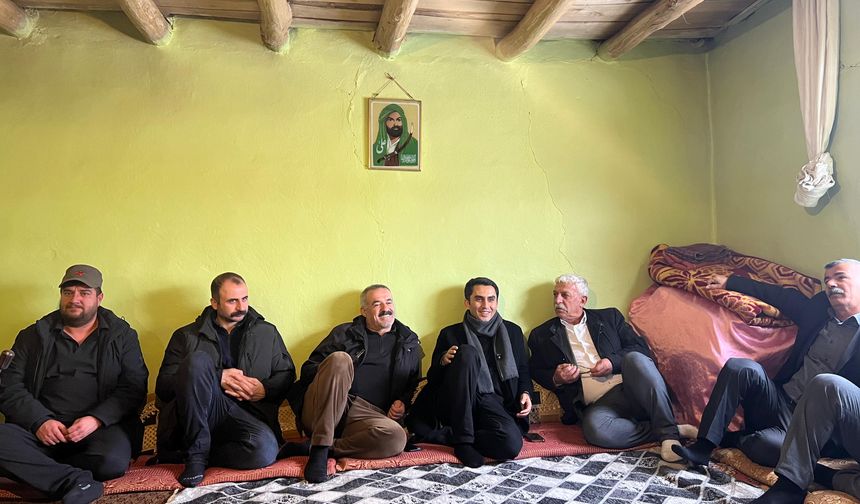 Milletvekili Parlak’tan Çukurca’da halk ziyaretleri