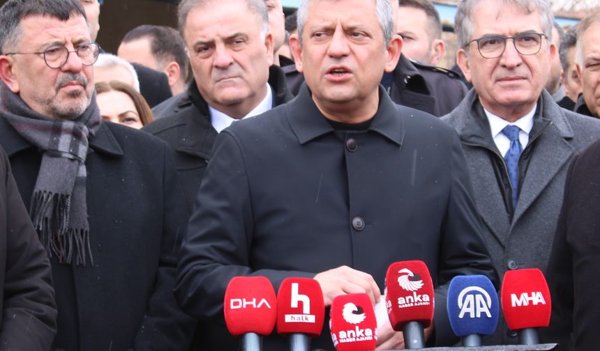 Özgür Özel: Deprem zamanı 21 yıllık bir iktidar vardı