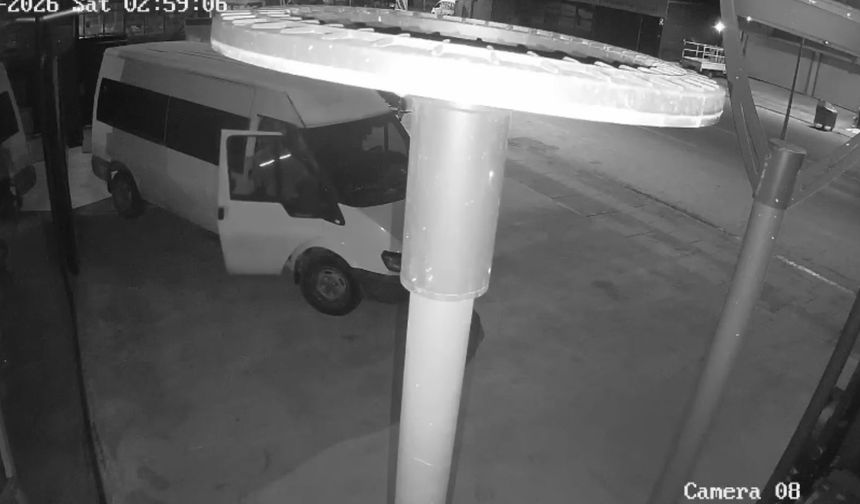 Çalıntı araçlarla 8 ayrı olaya karışan 2 şüpheli yakalandı