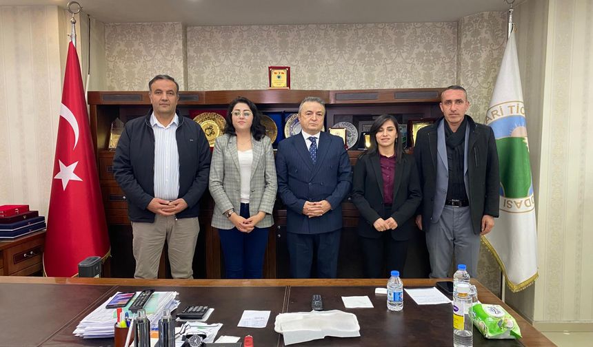 DEM Parti’den Hakkari Ticaret ve Sanayi Odası’na ziyaret