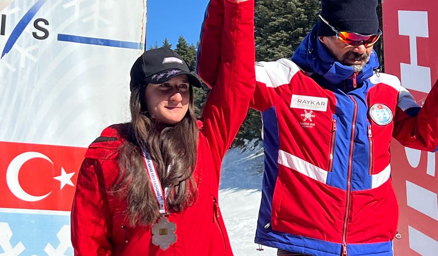 Hakkarili sporcular 22 madalya kazandı