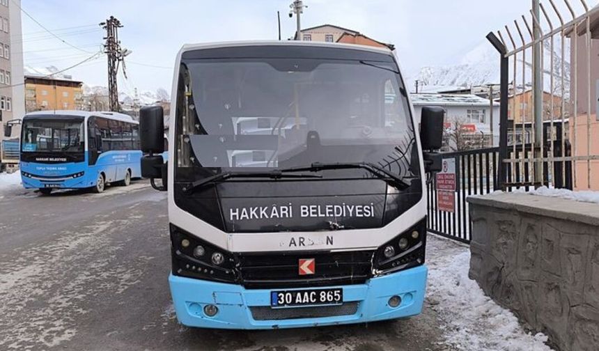 Hakkari’de toplu taşıma ücretlerine zam yapıldı