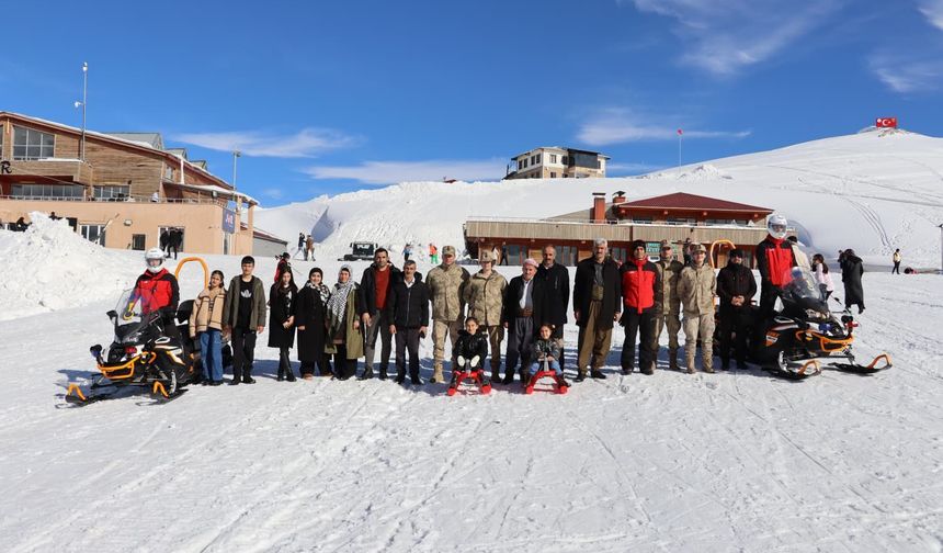 Hakkari Jandarmasından şehit ailelerine vefa