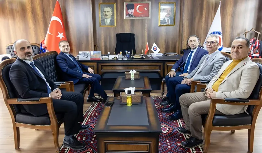 Başsavcı Hazinedaroğlu, Rektör Gençcelep’i ziyaret Etti