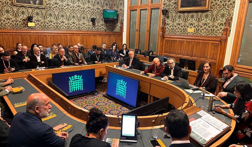 Hakkari milletvekili İngiltere’de önemli panele katıldı