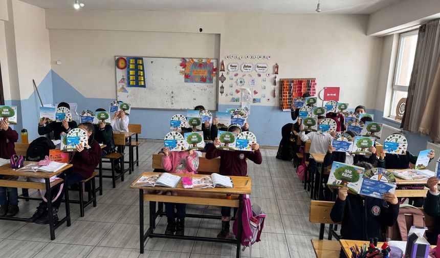 TEMA Vakfı’ndan Yüksekova’da çevre eğitimi çalışması