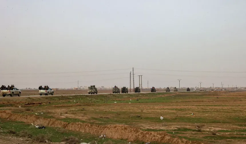 Suriye ordusu Haseke kentinin çevresinden çekiliyor