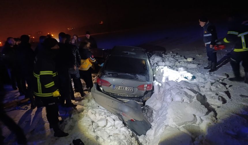 Yüksekova’da trafik kazası: 3 yaralı