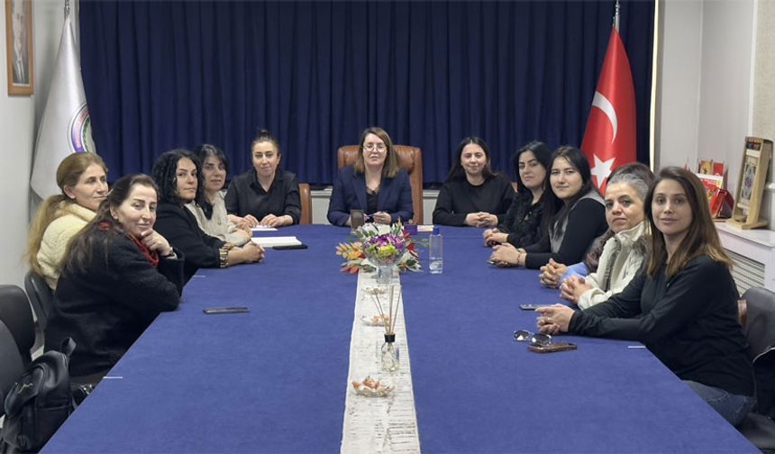 Yüksekova'da 'Kadın kenti' vizyonu buluşması